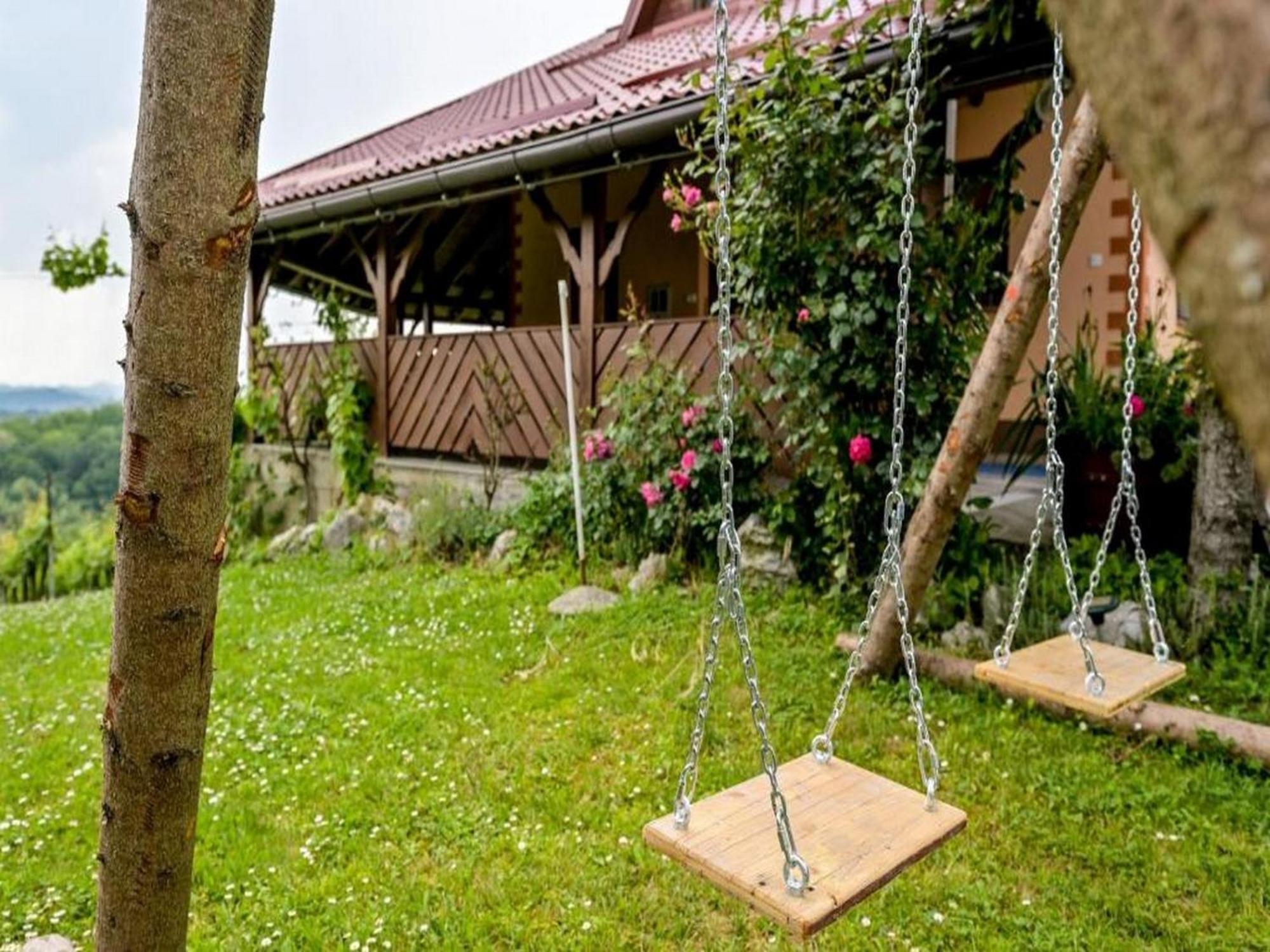 Holiday home Kuca Za Odmor Mateja *